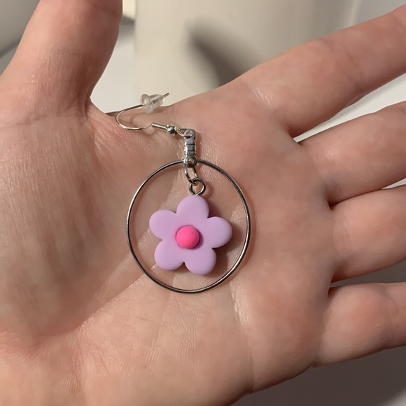 2/$15 Sterling hook Lavender flower earrings - Picture 6 of 6